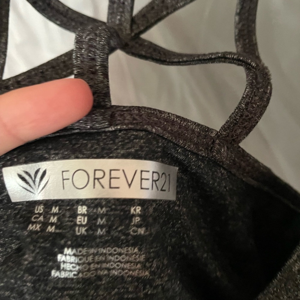 Workout Top - Picture 2 of 3